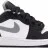 Женские кроссовки Nike Air Jordan 1 Low GS 'Black Medium Grey'