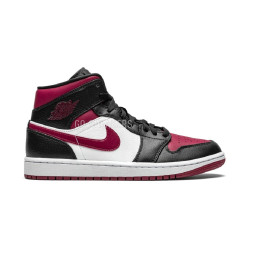 Nike Air Jordan 1 Mid Bred Toe